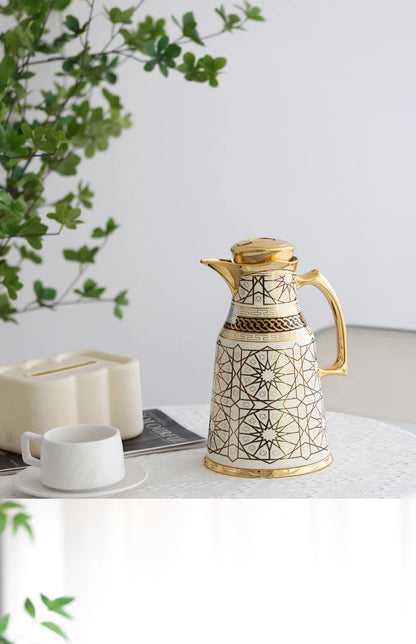 Insulated water bottle for household use, hot water bottle for business clubs, and office water bottle