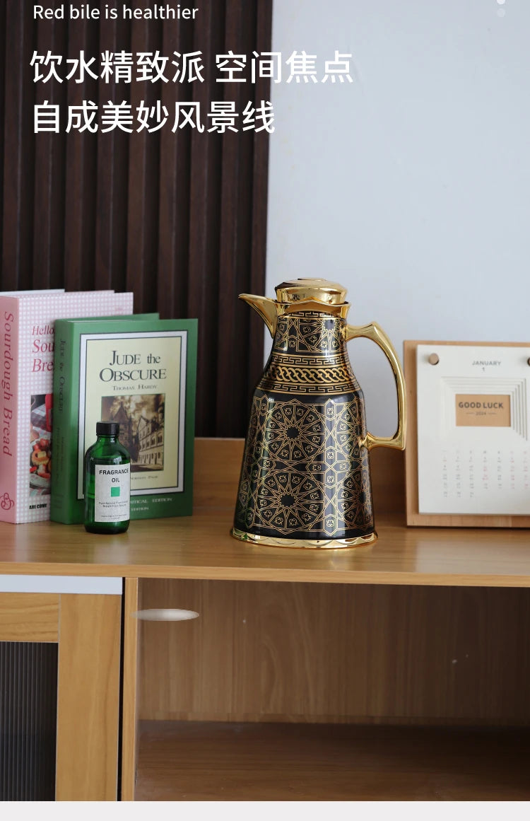 Insulated water bottle for household use, hot water bottle for business clubs, and office water bottle